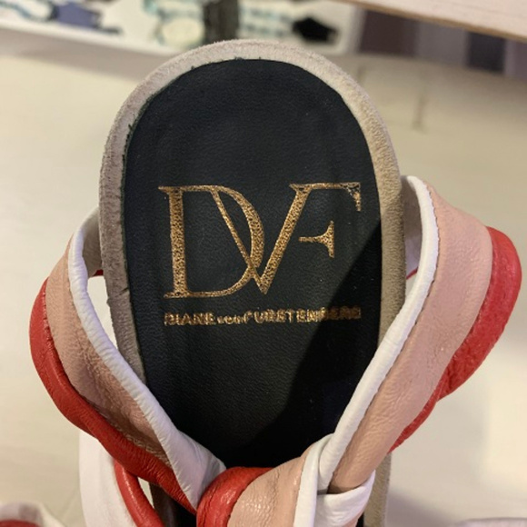 DVF Colorblock Leather Sandals, Size 10 - Picture 5 of 6